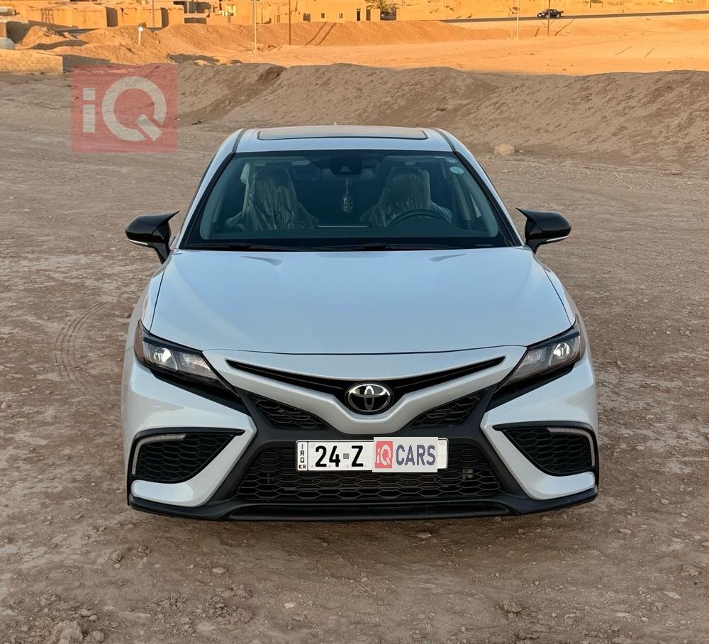 تۆیۆتا کامری